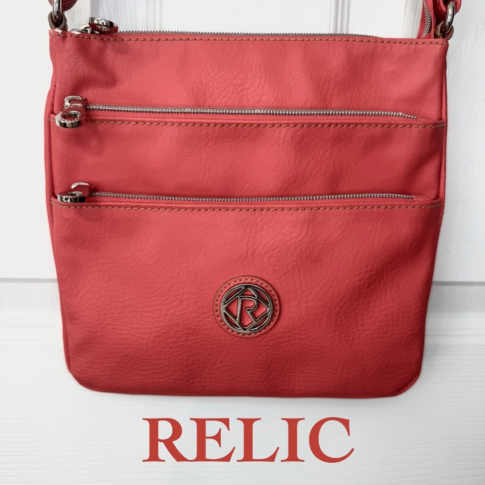 RELIC Peach Crossbody Purse/Bag/Adjustable/Several Compartments